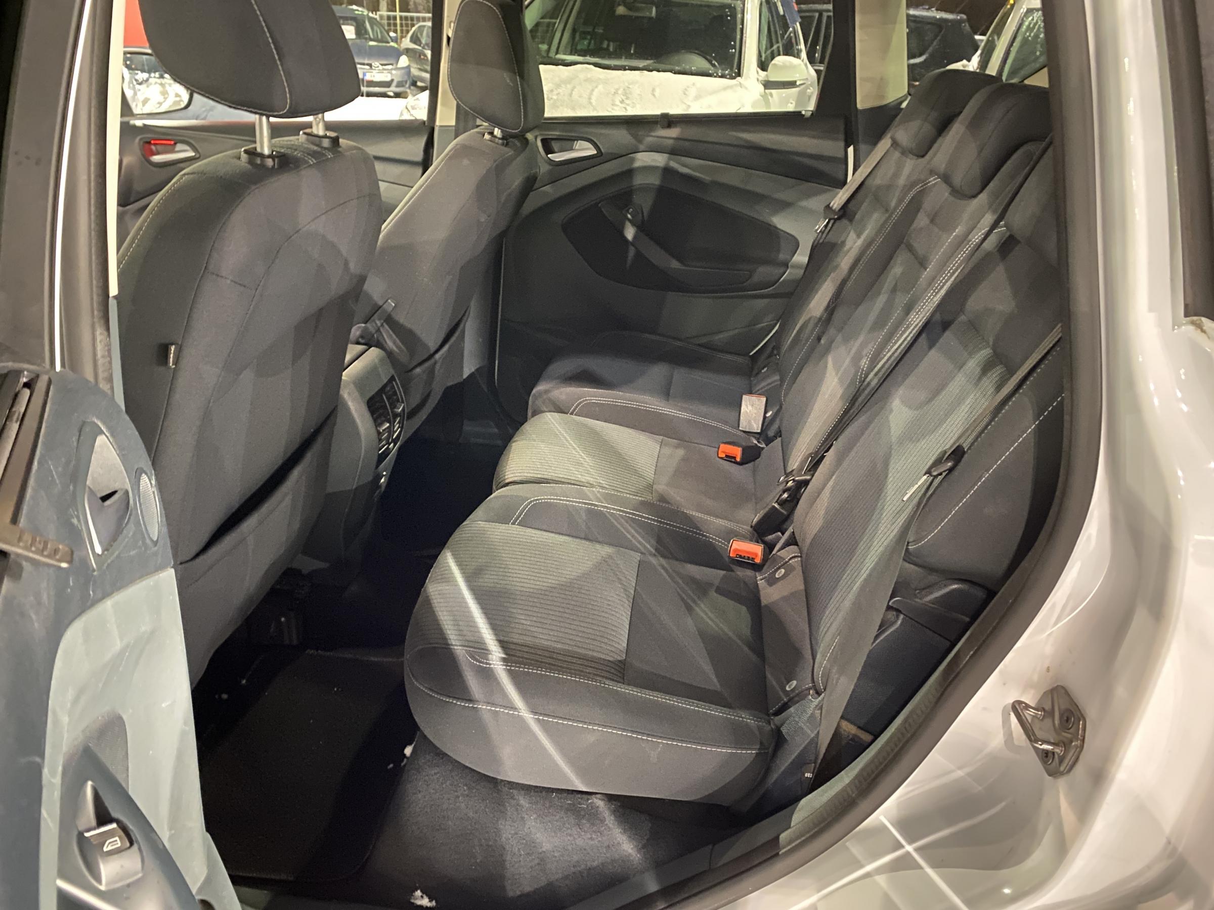 Ford C-MAX, 2014 - pohled č. 10