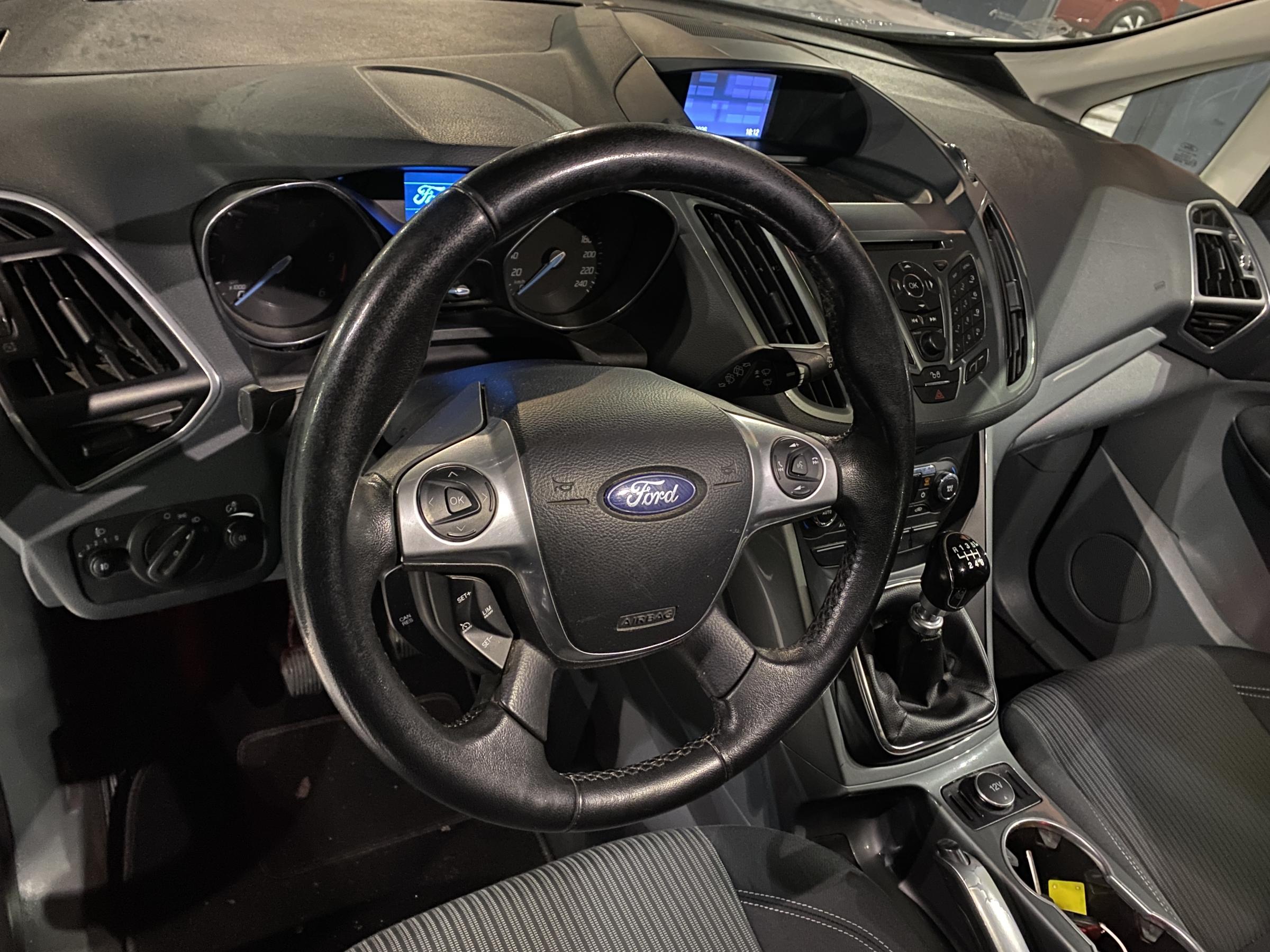 Ford C-MAX, 2014 - pohled č. 12