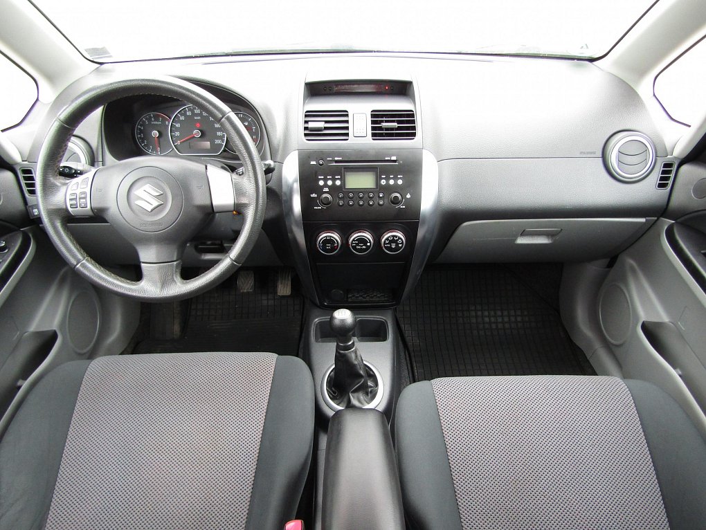 Suzuki SX4 1.6 i 