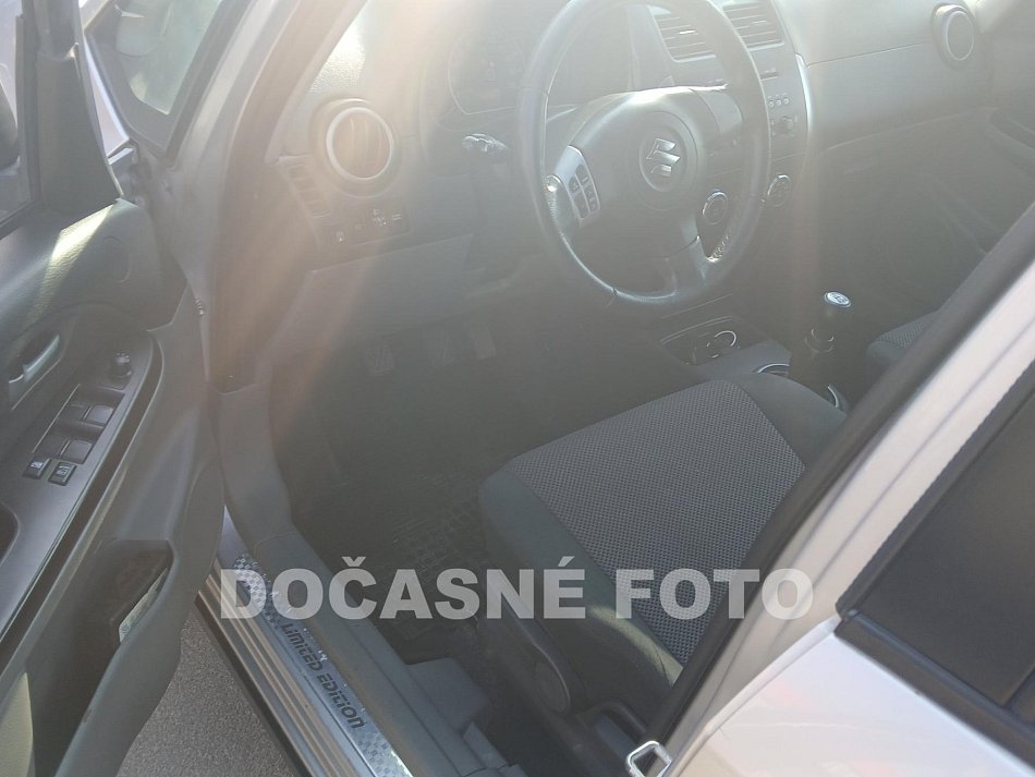 Suzuki SX4 1.6 i 