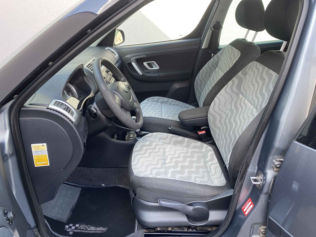 Škoda Roomster 1.6i Style Plus
