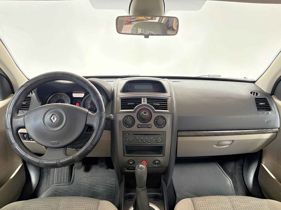 Renault Mégane 1.4i 