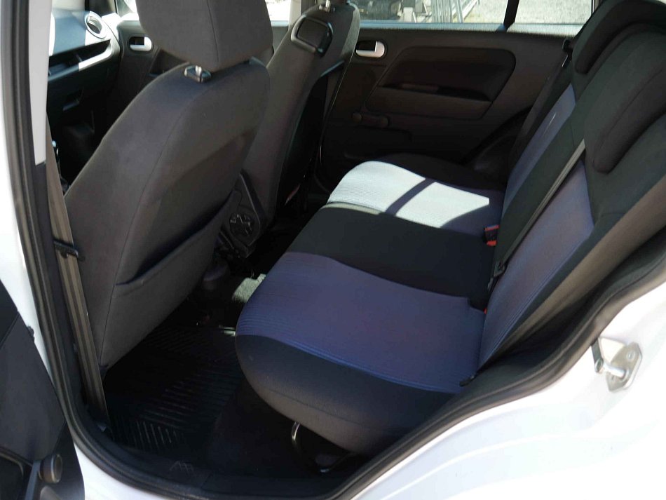 Ford Fusion 1.4i 
