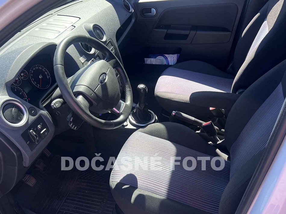 Ford Fusion 1.4i 
