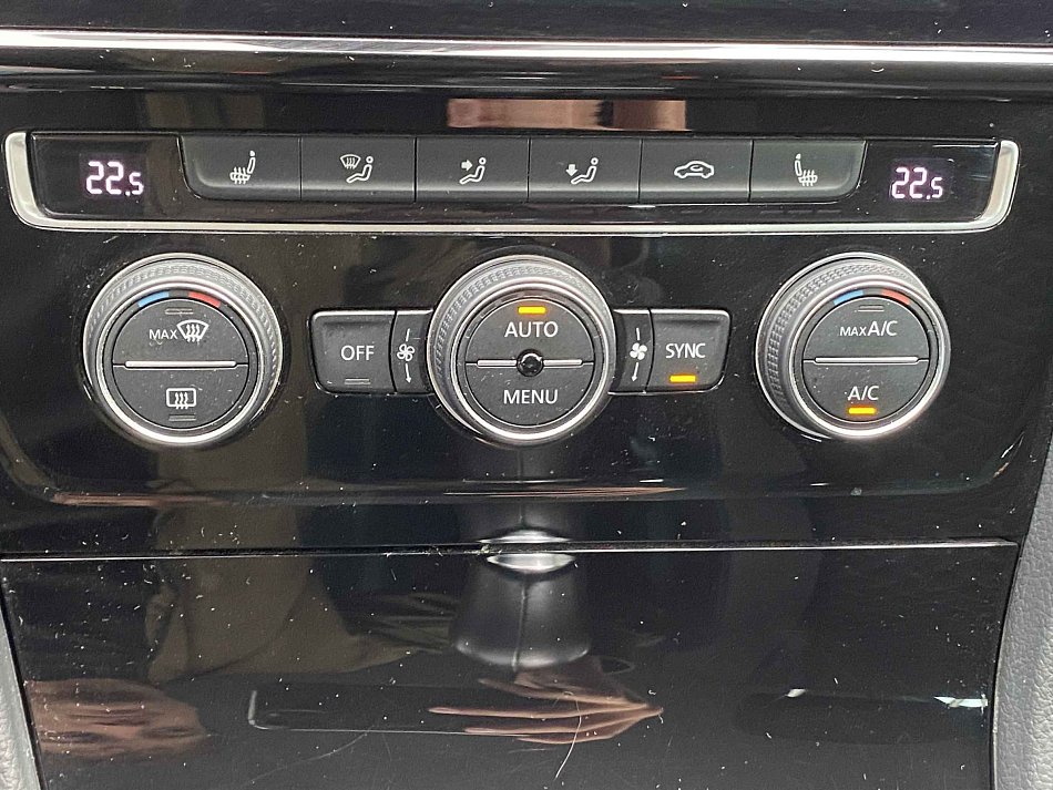 Volkswagen Golf 1.5 TSi Join