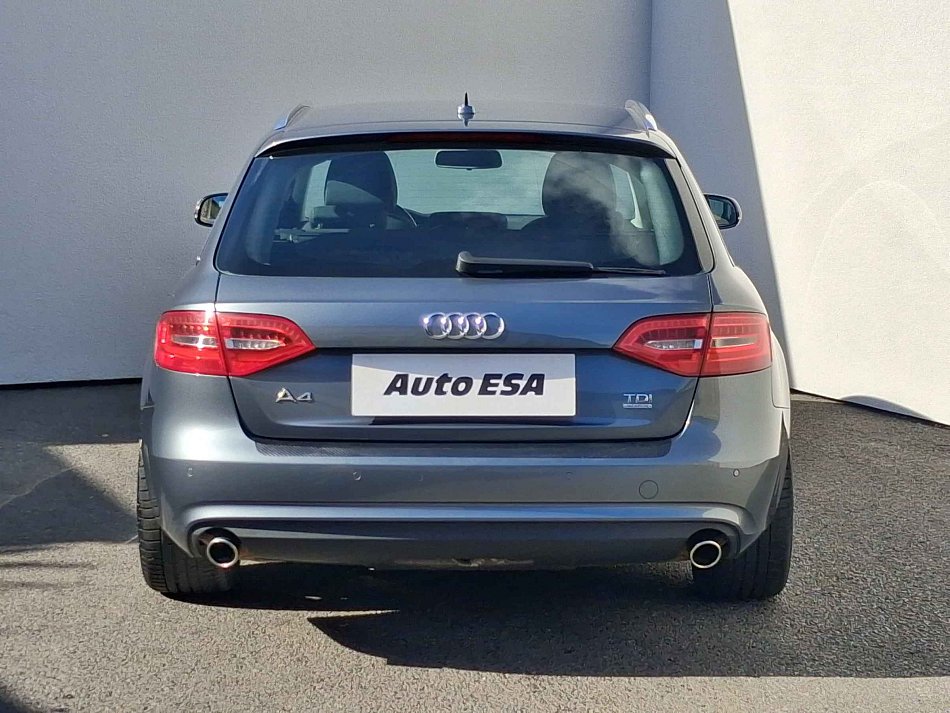 Audi A4 3.0 TDi  quattro