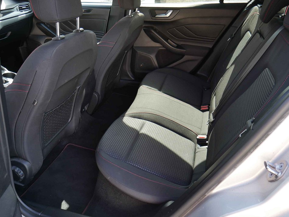 Ford Focus 2.0 TDCi ST-Line