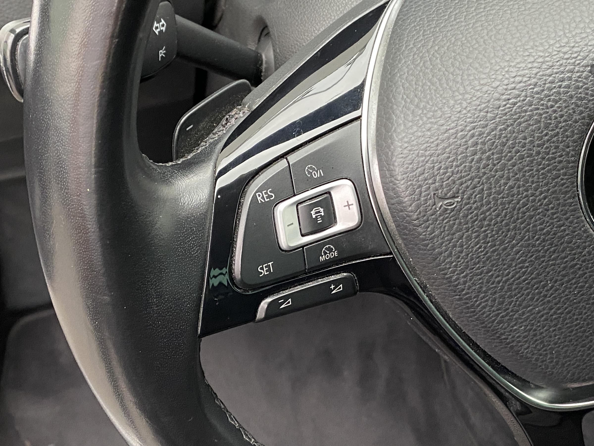 Volkswagen Passat, 2018 - pohled č. 15