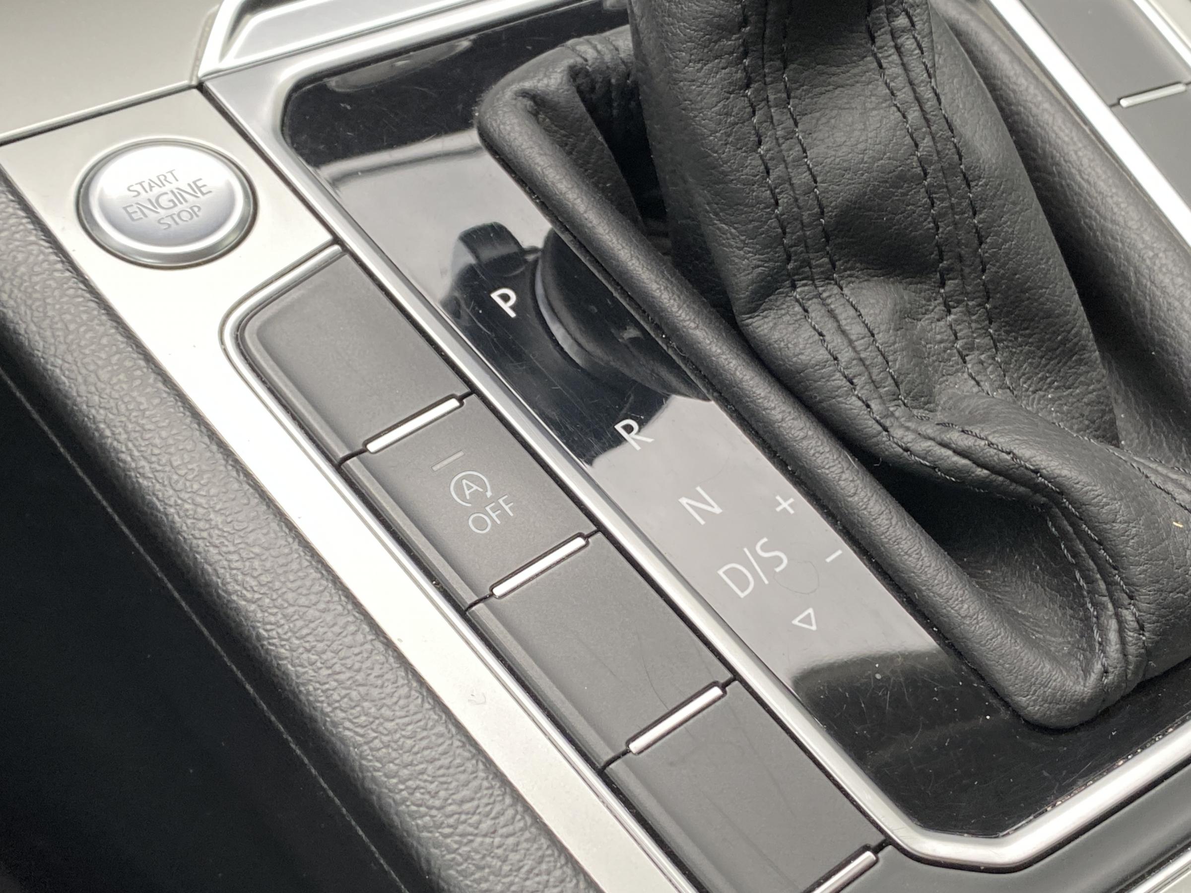 Volkswagen Passat, 2018 - pohled č. 16