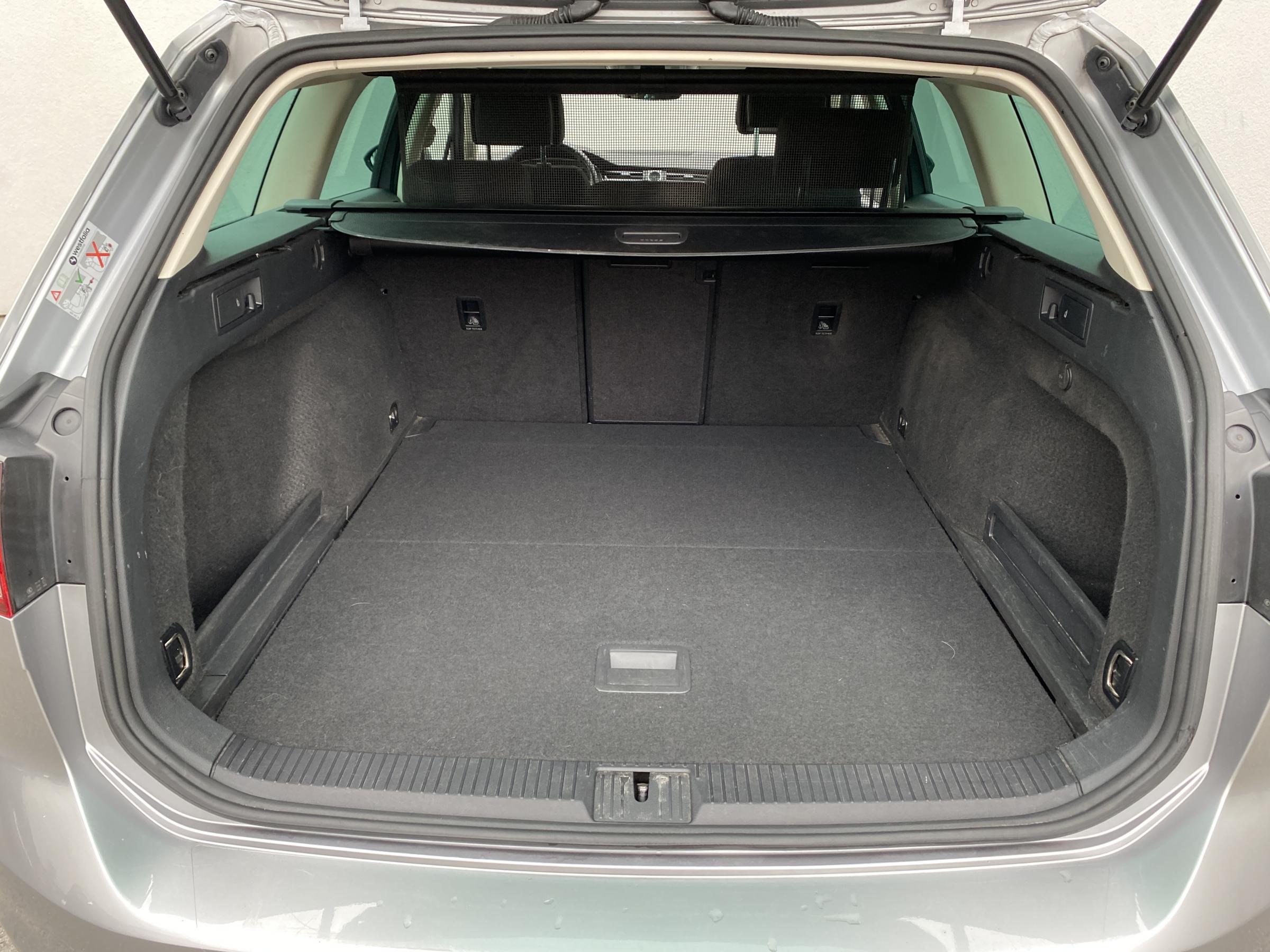 Volkswagen Passat, 2018 - pohled č. 7