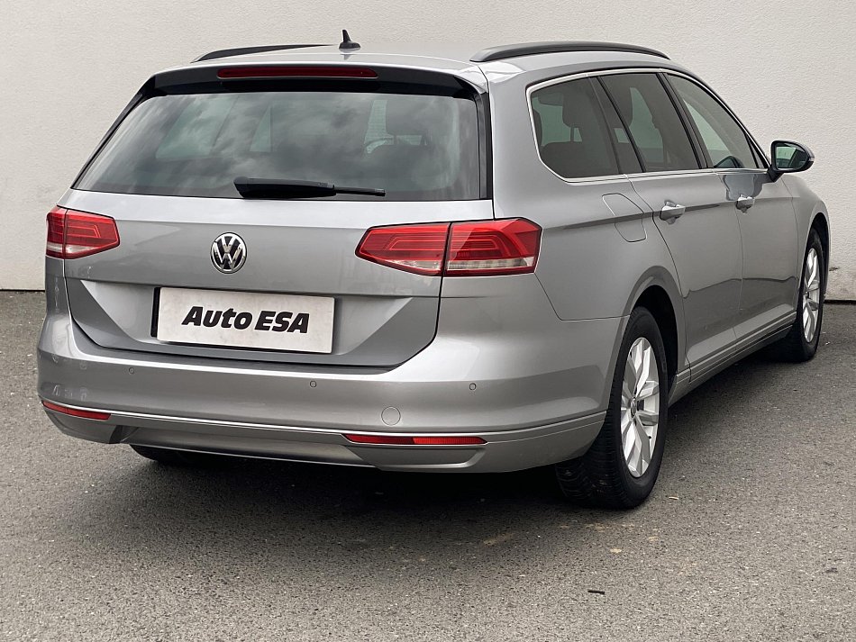 Volkswagen Passat 2.0 TDi Comfortline