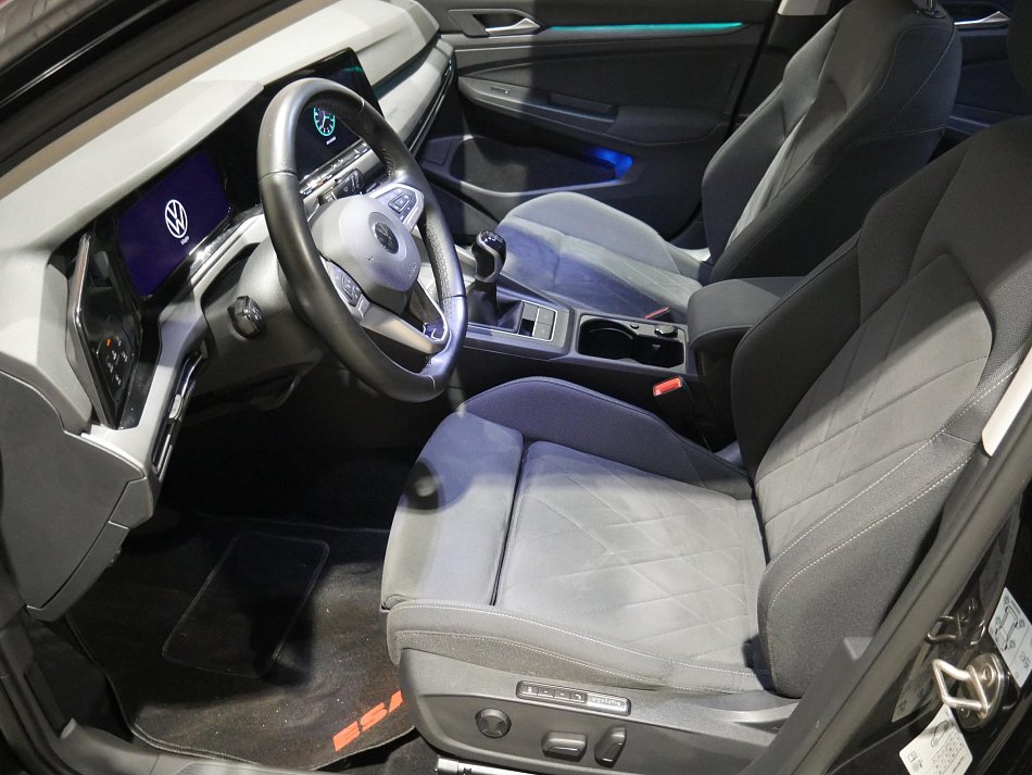 Volkswagen Golf 1.5 TSi 