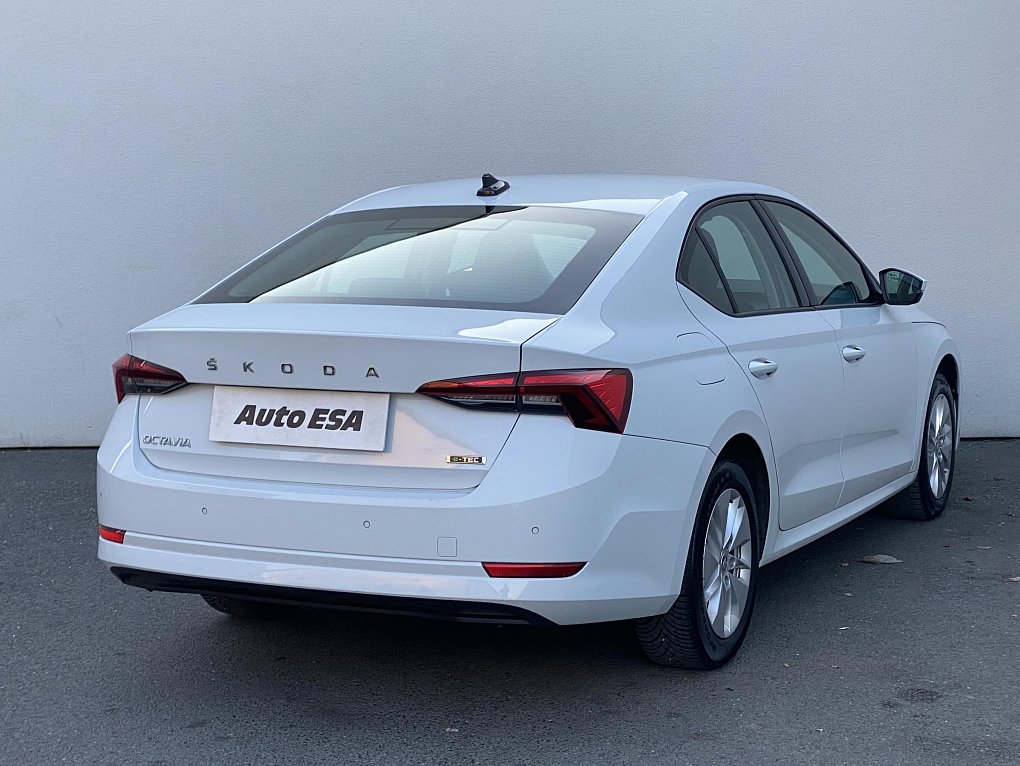Škoda Octavia IV 1.0 e-TEC Ambition