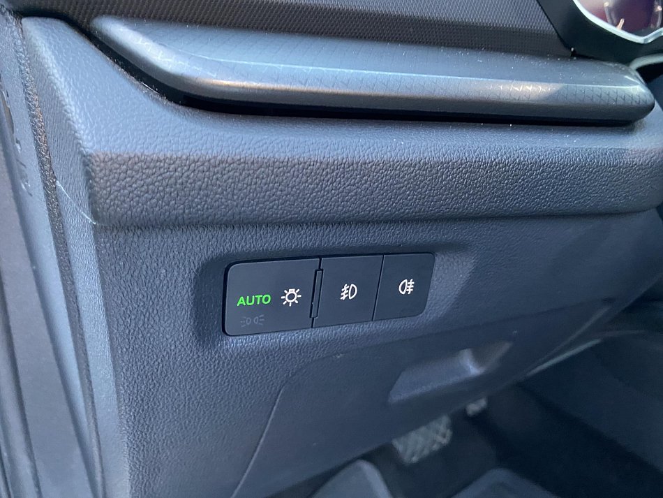 Škoda Octavia IV 1.0 e-TEC Ambition