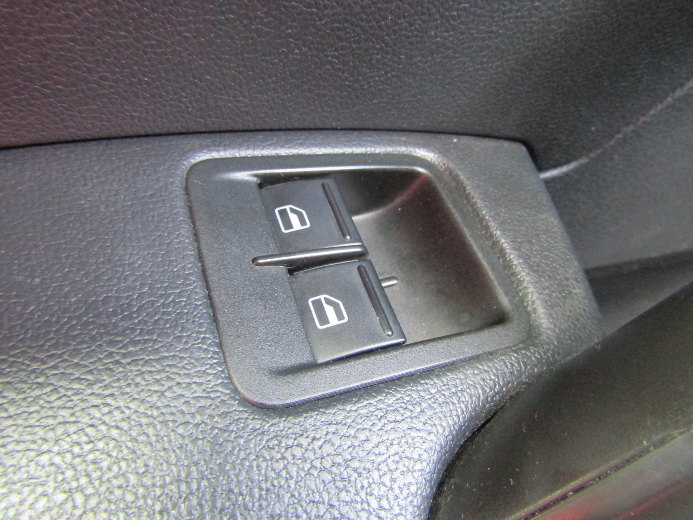 Volkswagen Caddy, 2018 - pohled č. 15