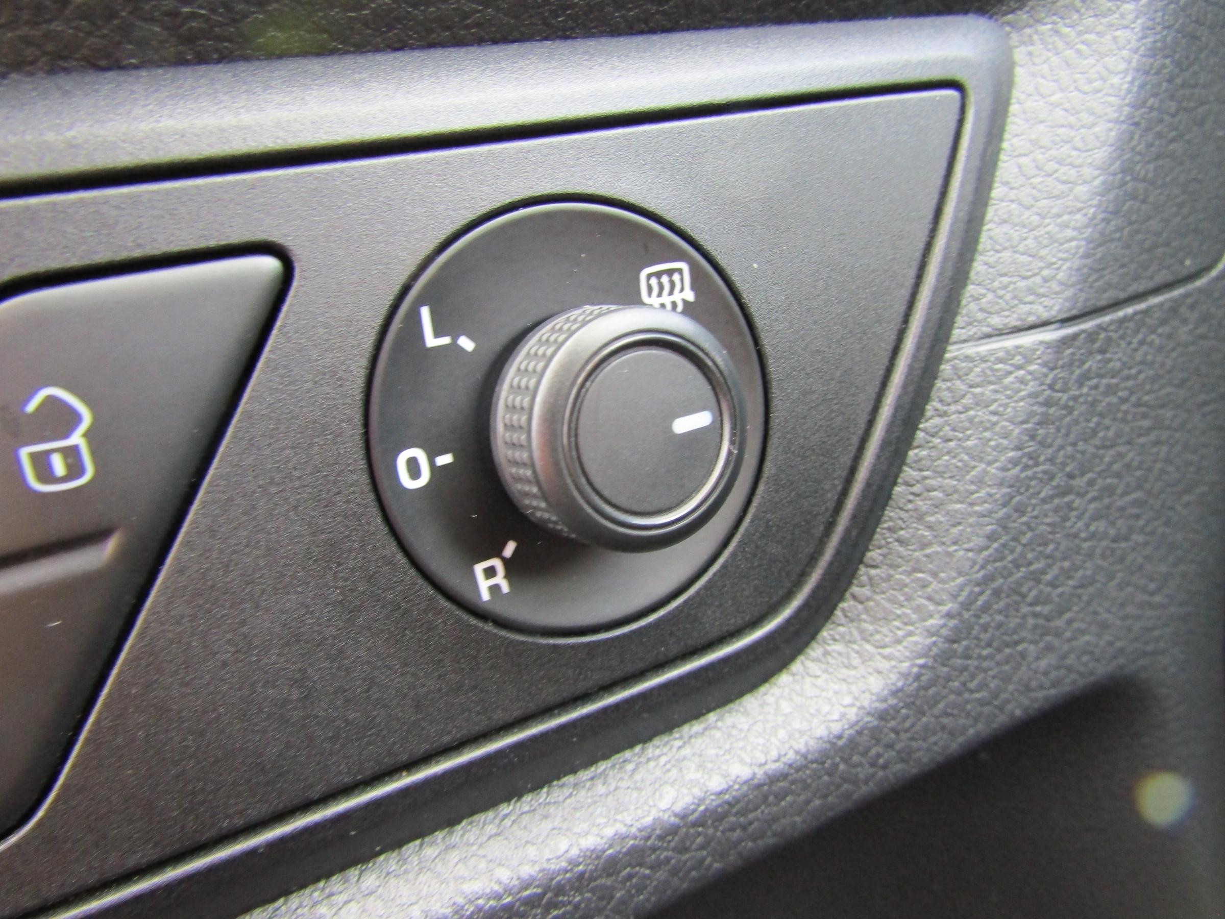 Volkswagen Caddy, 2018 - pohled č. 16