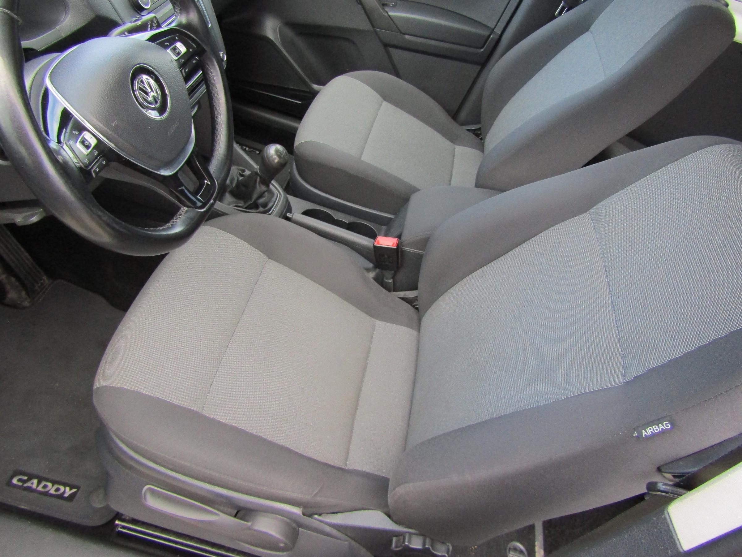 Volkswagen Caddy, 2018 - pohled č. 9