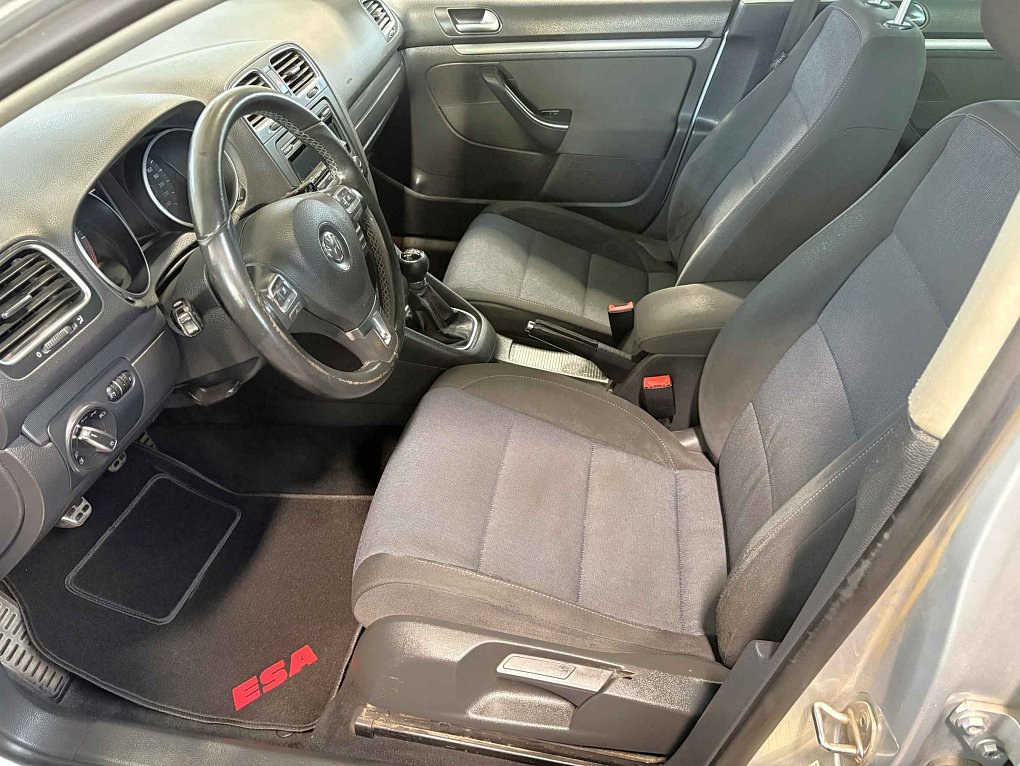 Volkswagen Golf 1.6 TDi Style