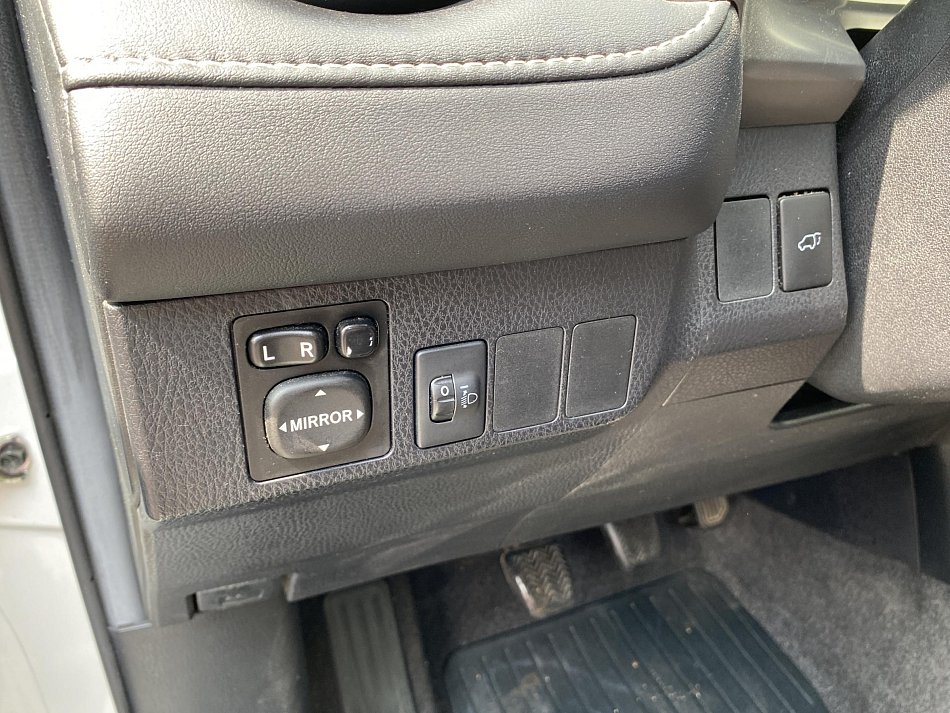 Toyota RAV4 2.0 D-4D 