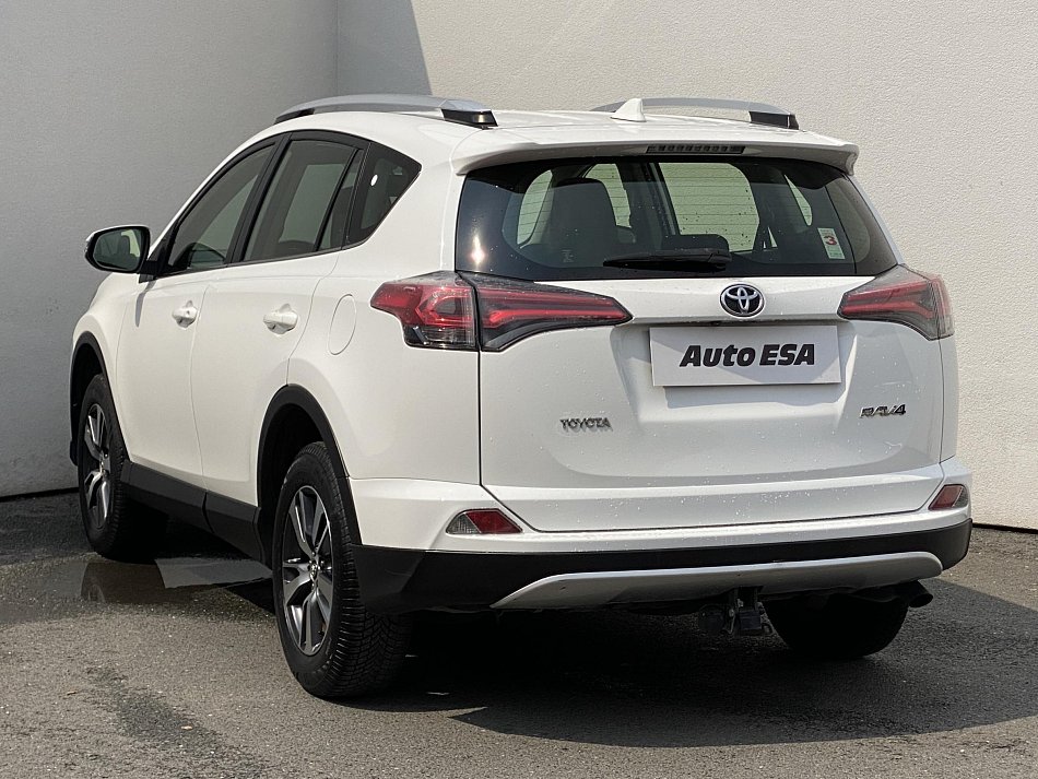 Toyota RAV4 2.0 D-4D 