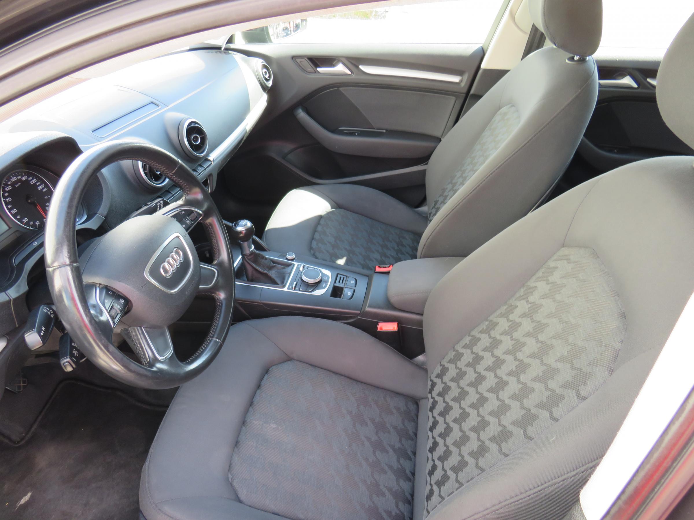 Audi A3, 2014 - pohled č. 10