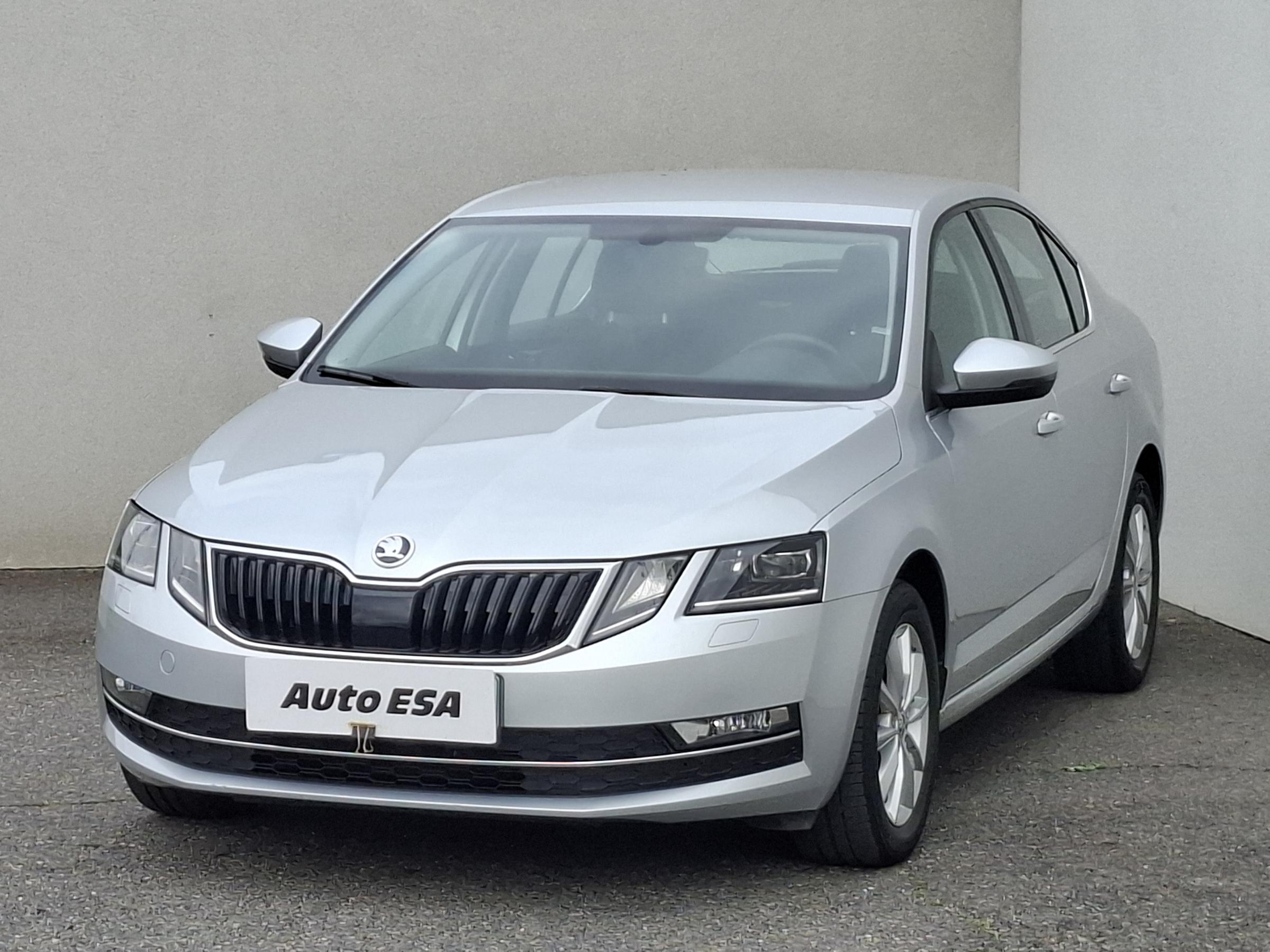 Škoda Octavia III, 2017 - pohled č. 3