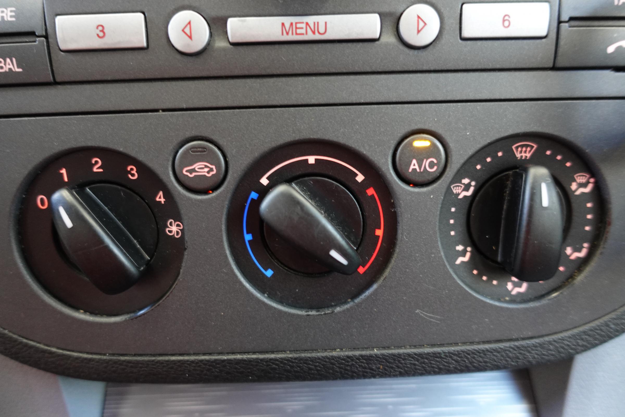 Ford C-MAX, 2007 - pohled č. 19