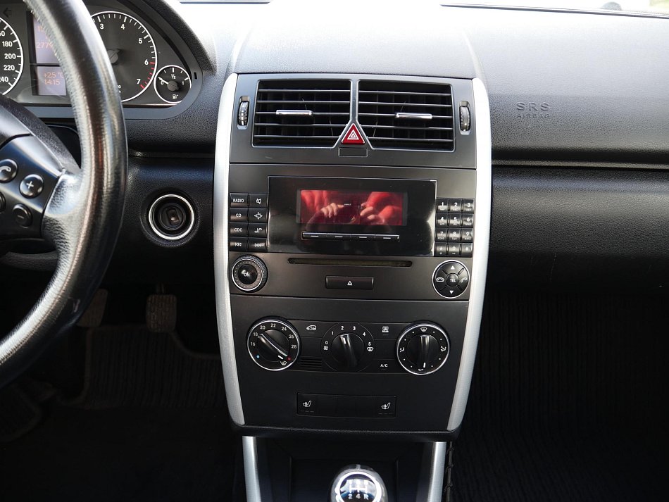 Mercedes-Benz Třída A 1.7i 