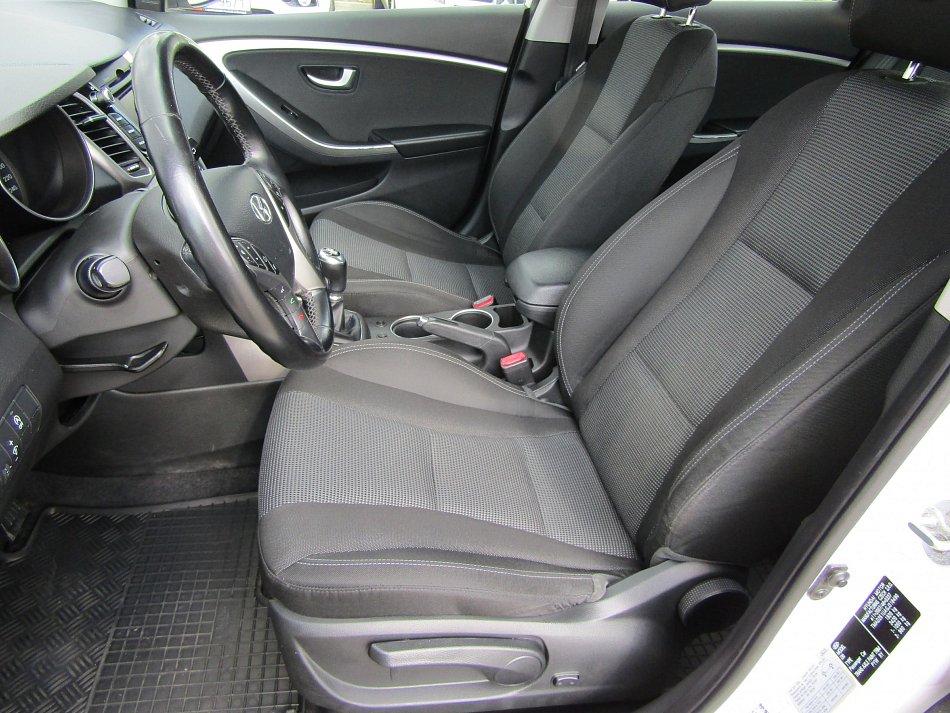 Hyundai I30 1.6CRDi 