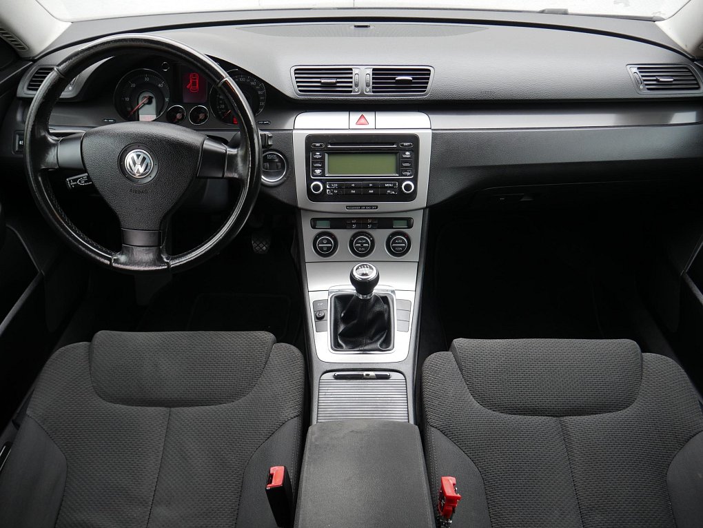 Volkswagen Passat 1.9 TDi 