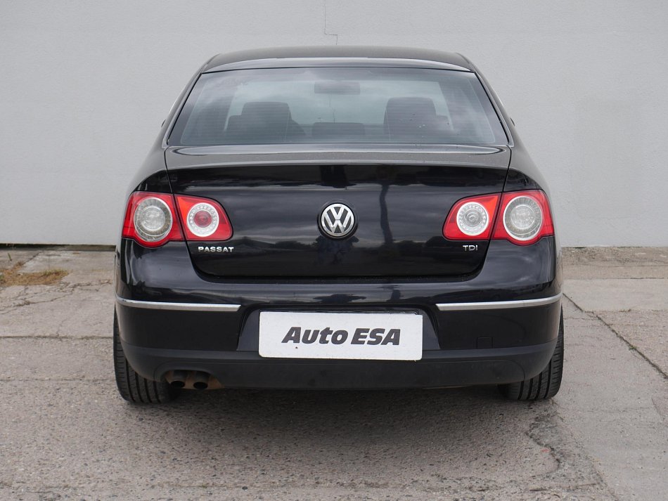 Volkswagen Passat 1.9 TDi 