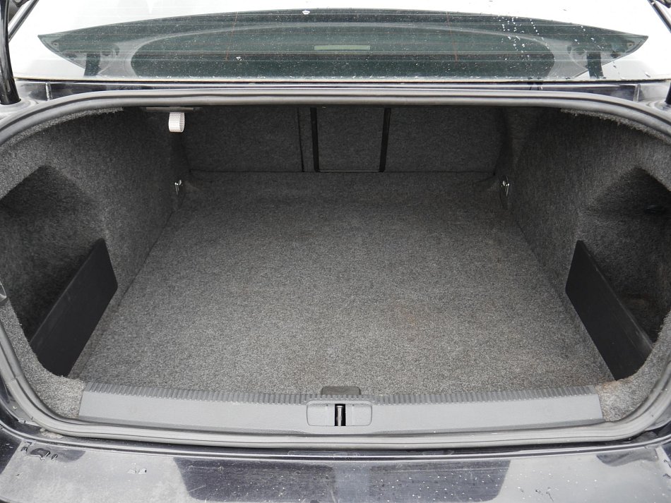 Volkswagen Passat 1.9 TDi 