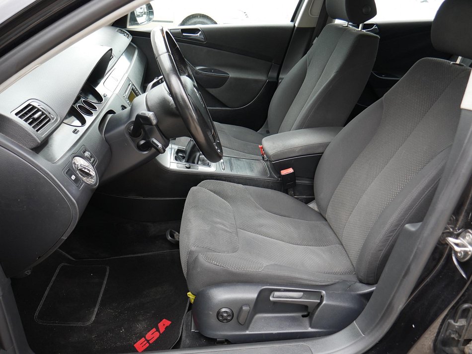Volkswagen Passat 1.9 TDi 