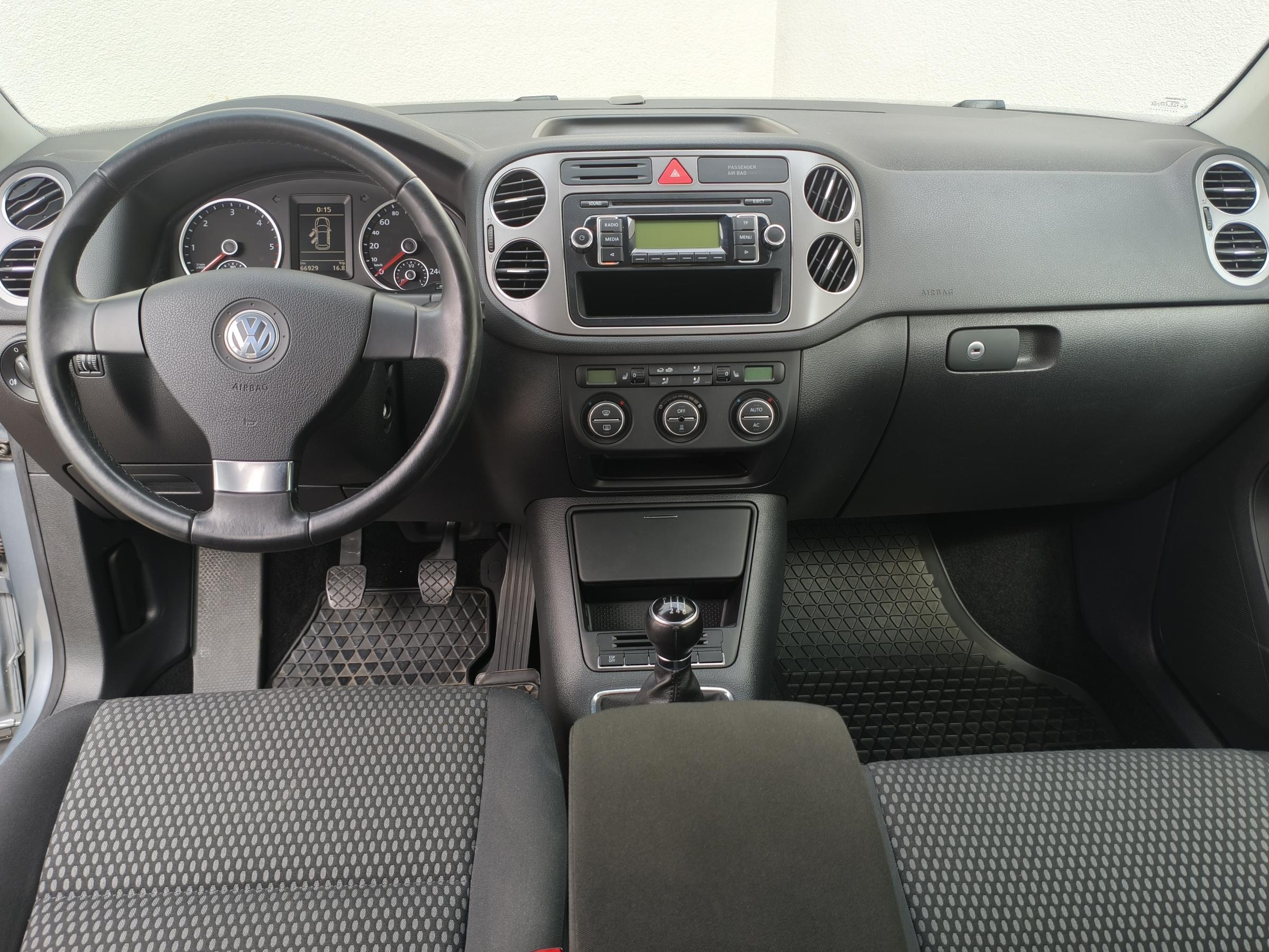 Volkswagen Tiguan, 2009 - pohled č. 9