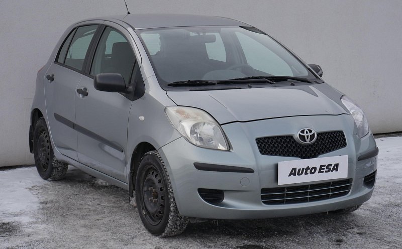 Toyota Yaris 1.3i 