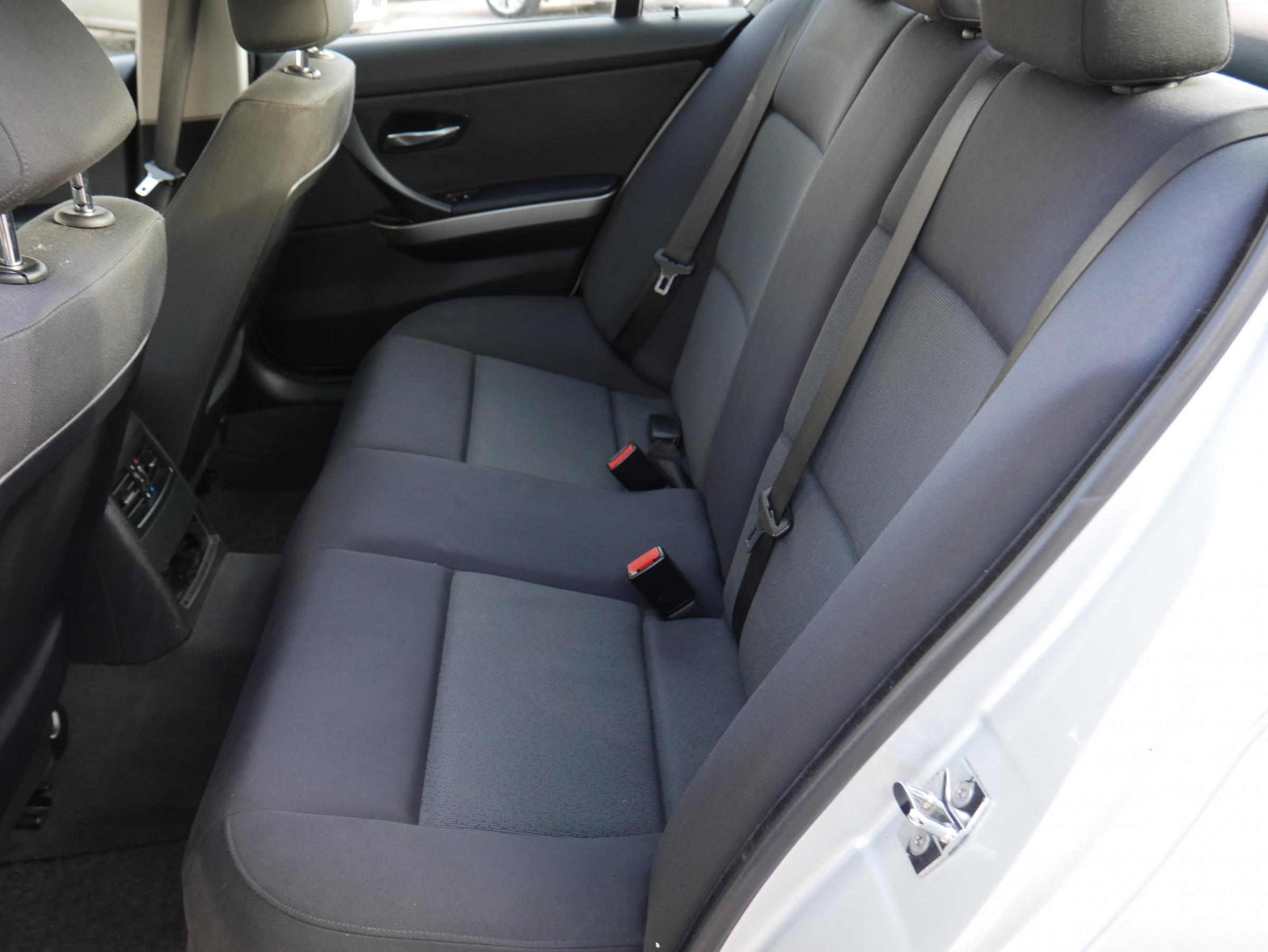 BMW Řada 3, 2005 - pohled č. 10