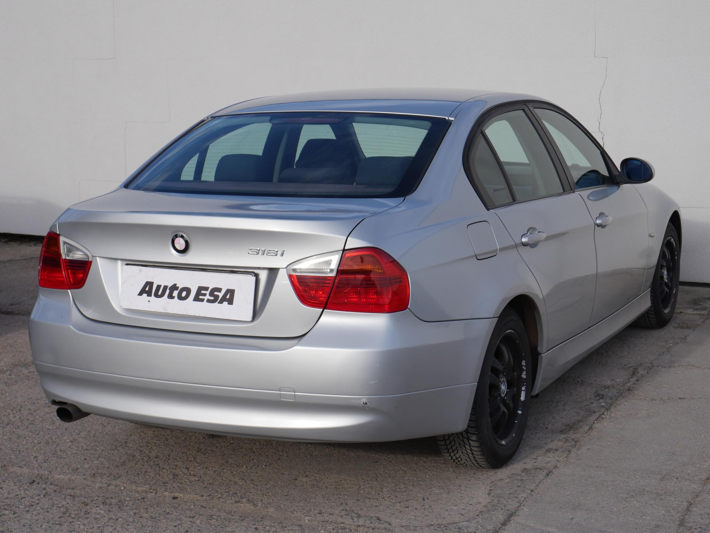 BMW Řada 3, 2005 - pohled č. 6