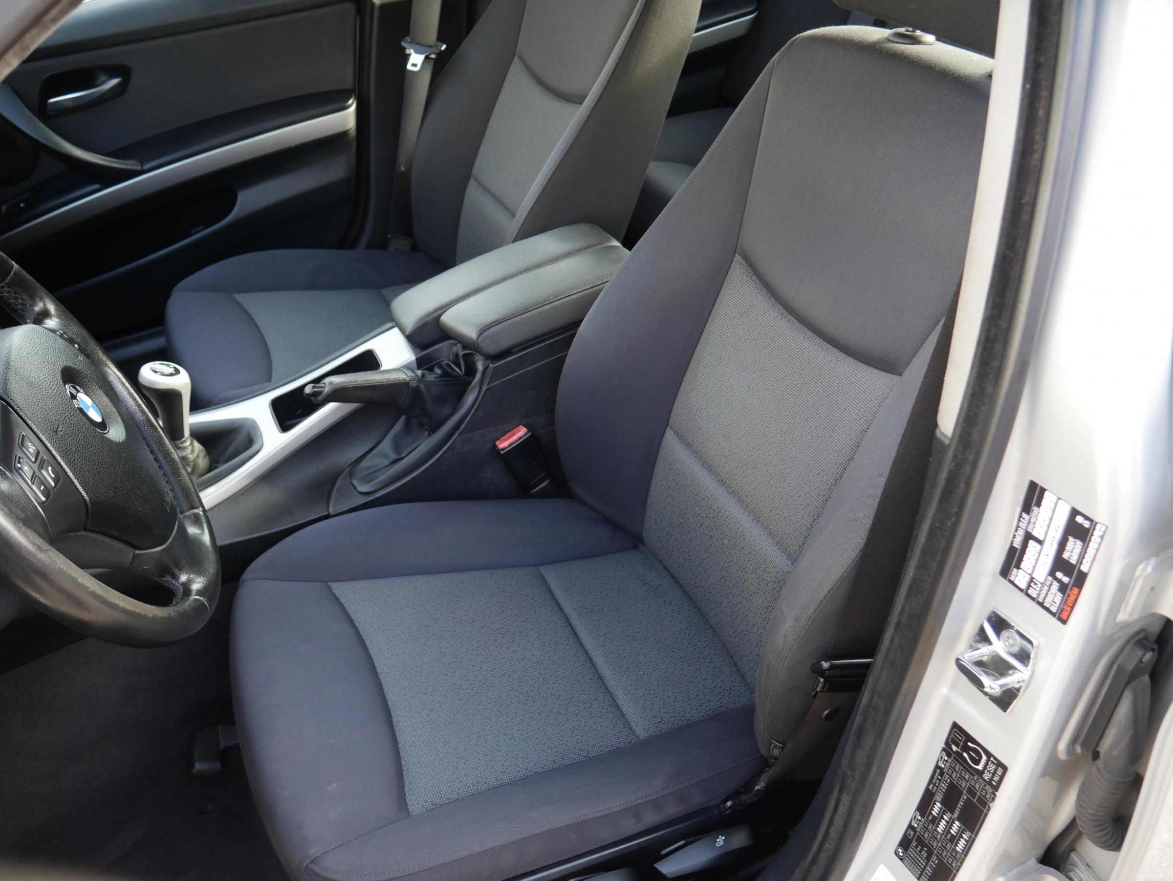 BMW Řada 3, 2005 - pohled č. 9