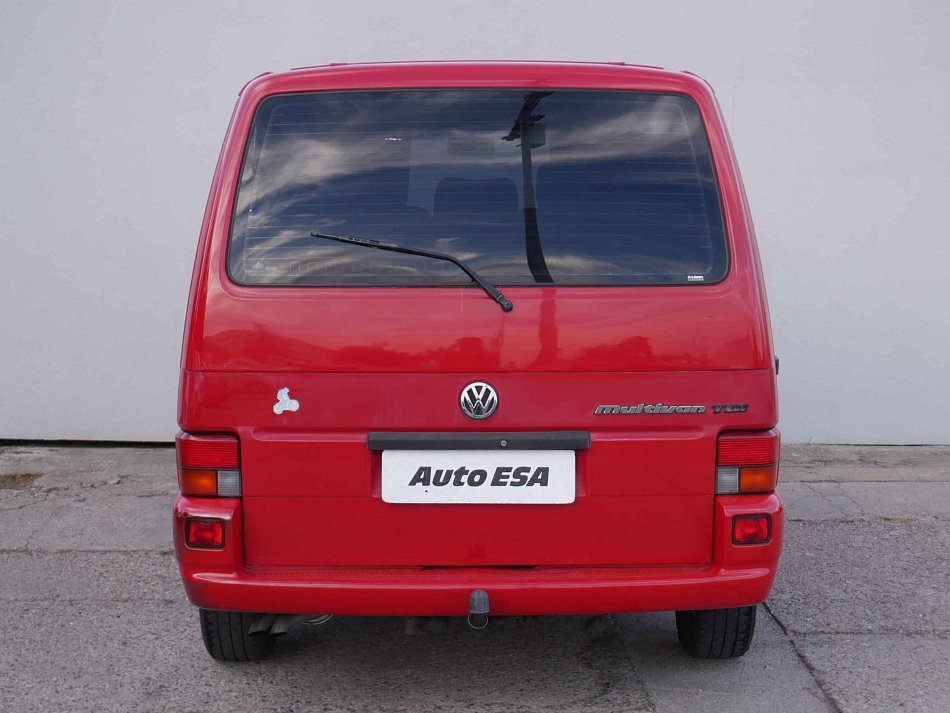 Volkswagen Multivan 2.5TDi 