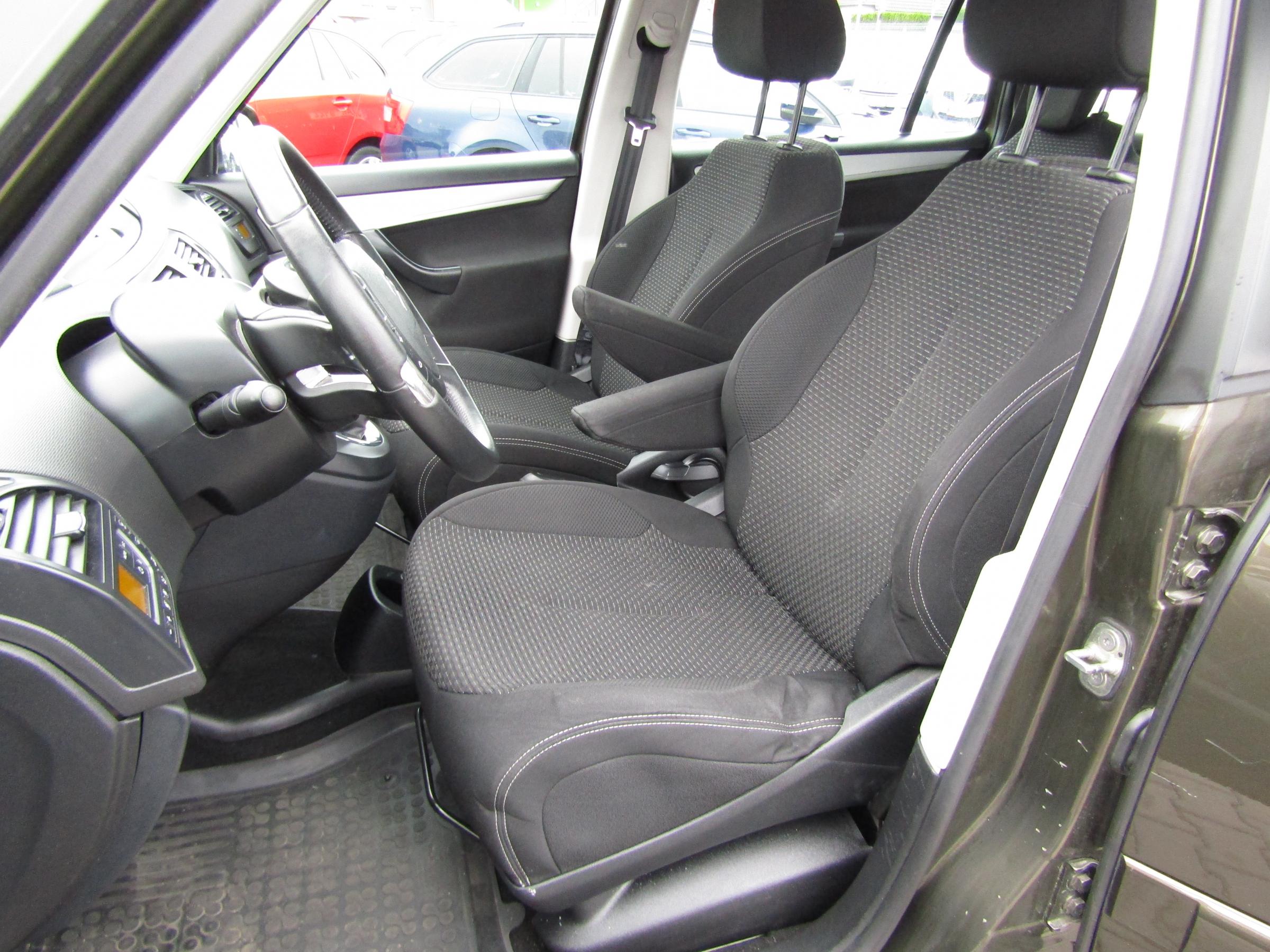 Citroën C4 Picasso, 2011 - pohled č. 9