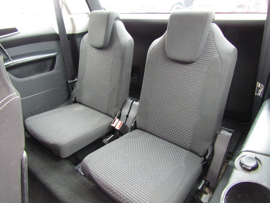 Citroën C4 Picasso 1.6 i  7míst