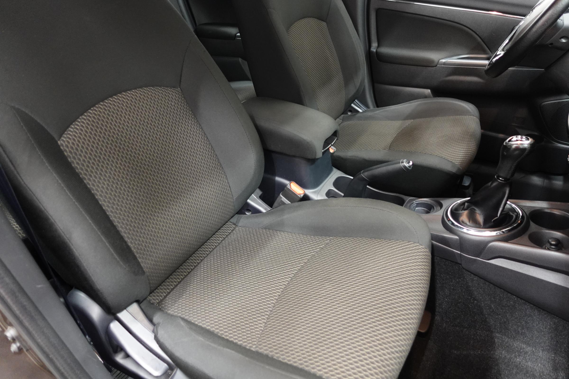 Mitsubishi ASX, 2016 - pohled č. 11