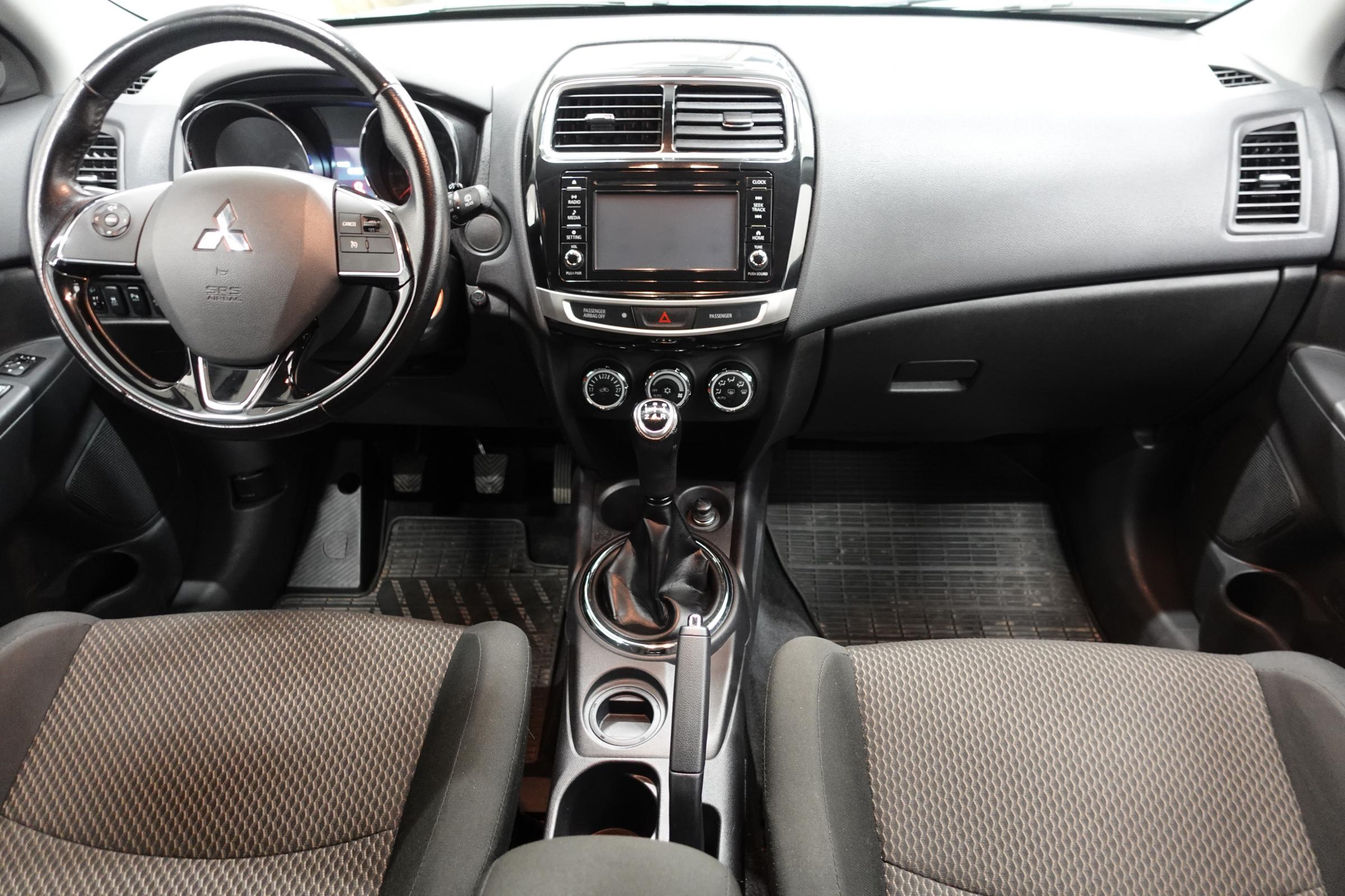 Mitsubishi ASX, 2016 - pohled č. 8