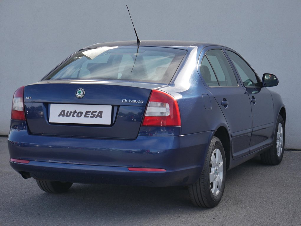 Škoda Octavia II 1.6MPi Elegance