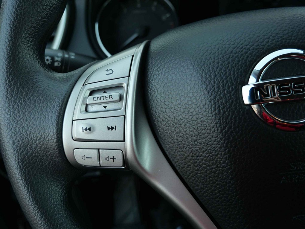 Nissan Qashqai 1.2 DiG-T Visia