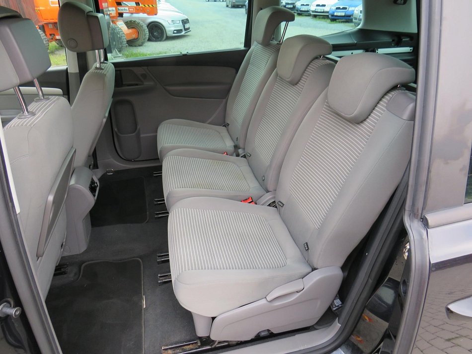 Seat Alhambra 2.0 TDi Style 7míst