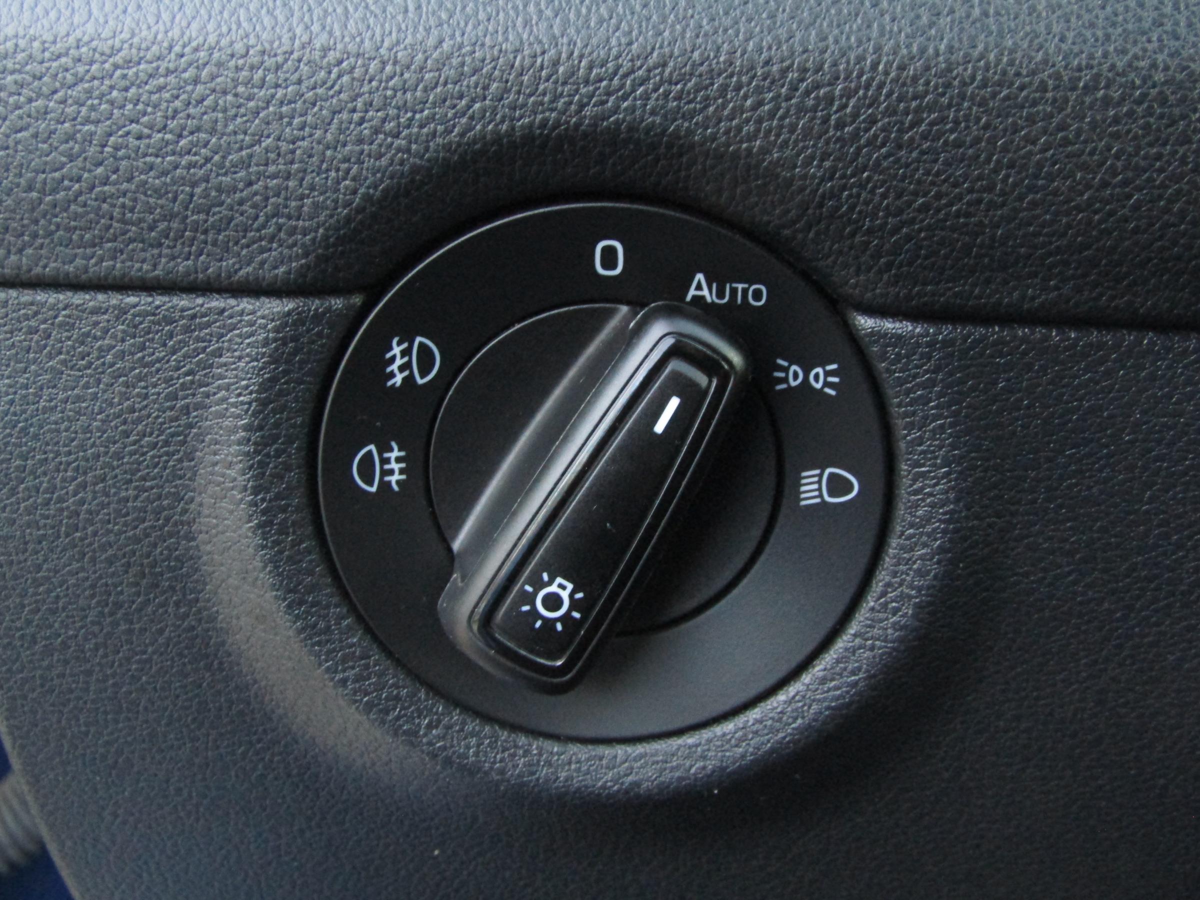 Škoda Octavia III, 2017 - pohled č. 19