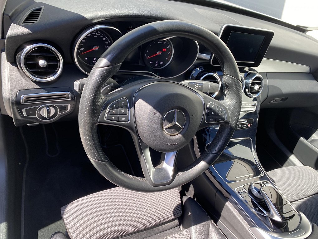 Mercedes-Benz Třída C 1.6 CGI Avantgarde C180