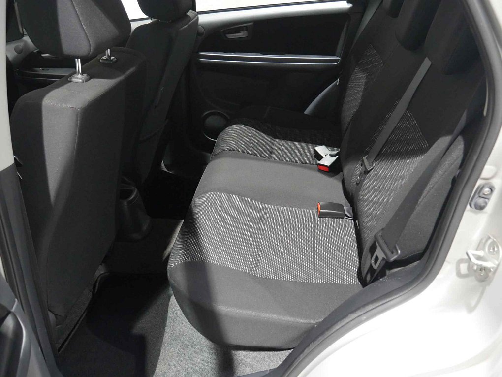 Suzuki SX4 1.6i 