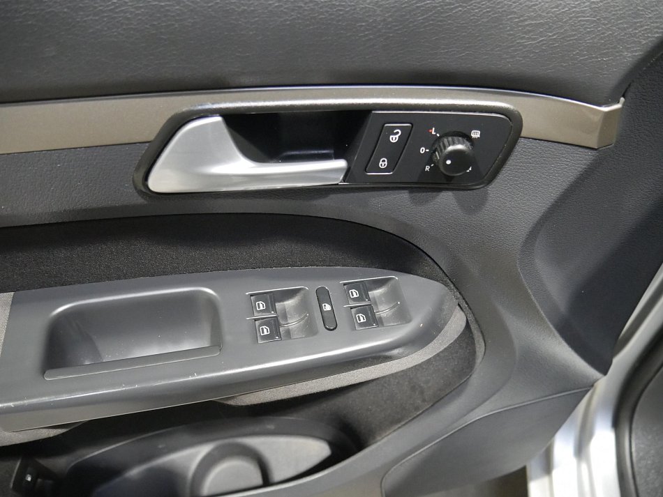 Volkswagen Touran 1.4TSi 